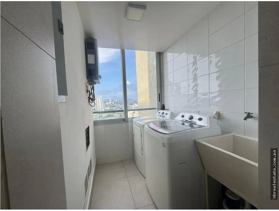 Venta de Apartamento en el PH Luxor 300, el Cangrejo