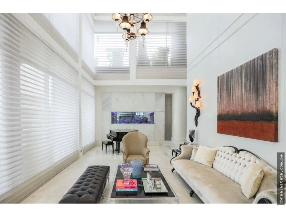 Penthouse for sale in El Cangrejo