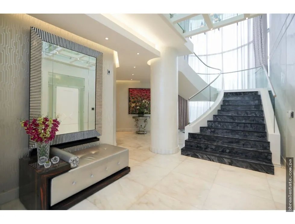 Venta de Penthouse en PH Luxor Torre 100, El Cangrejo