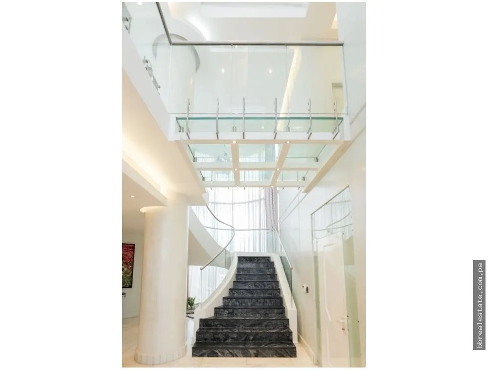 Venta de Penthouse en PH Luxor Torre 100, El Cangrejo