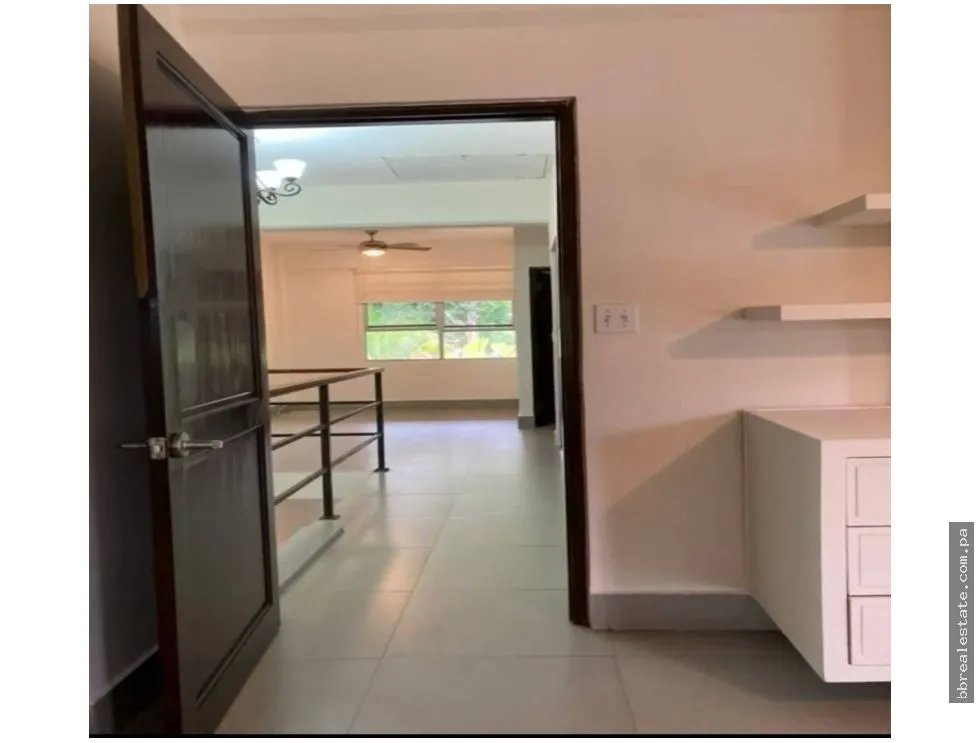 Single Family House for sale in Clayton