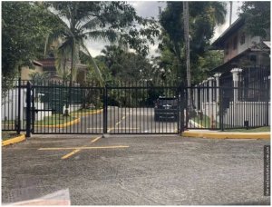 Single Family House for sale in Clayton