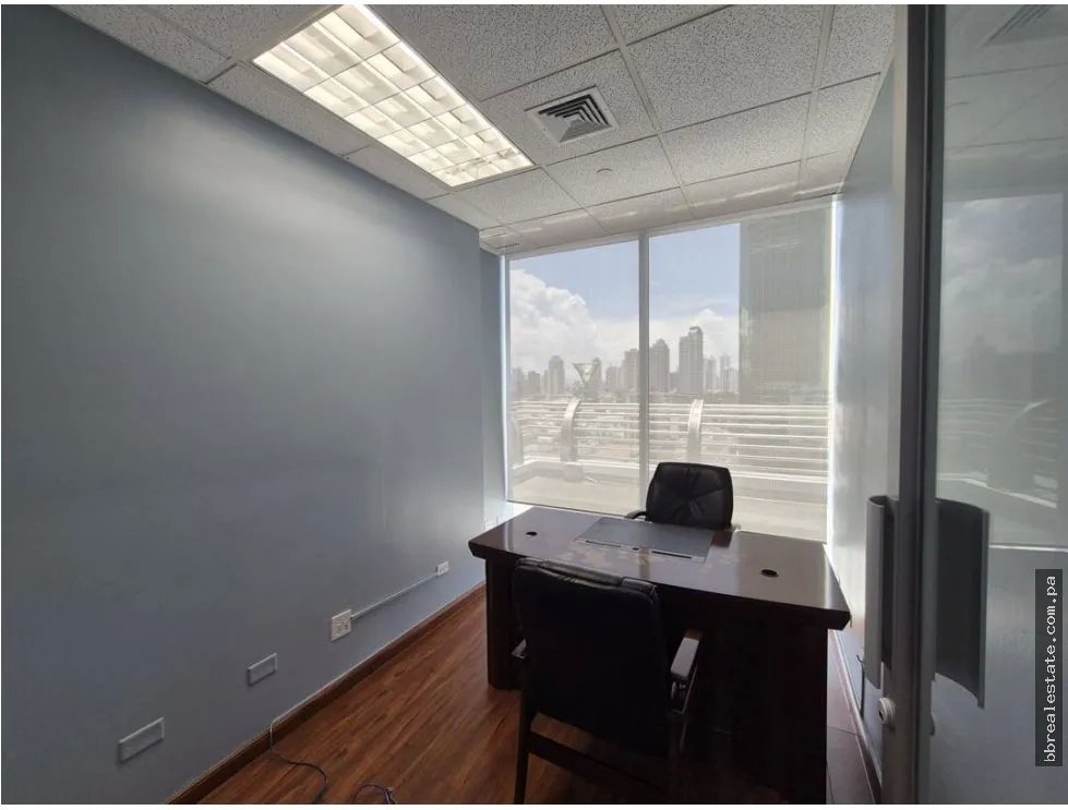 Office for rent in Calle 50