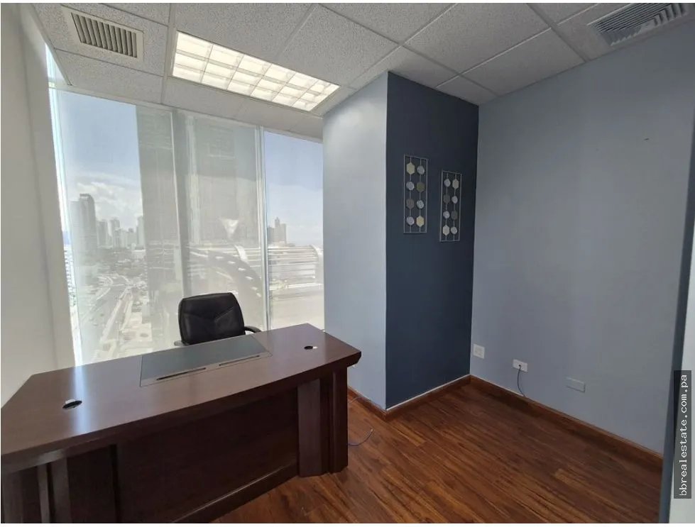 Office for rent in Calle 50