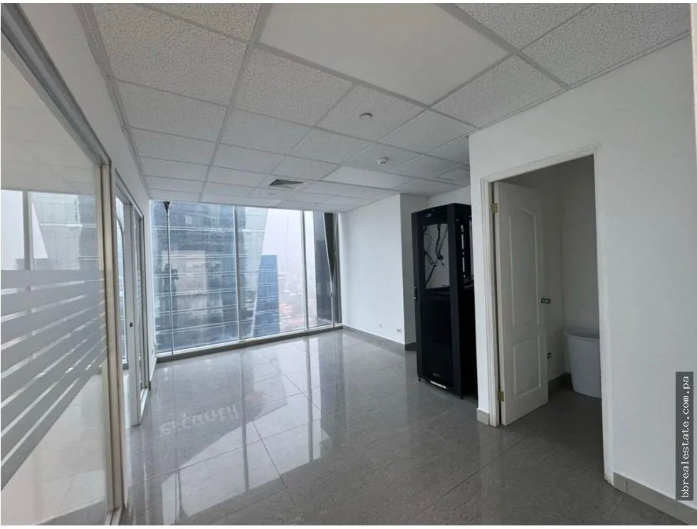 Office for rent in Calle 50