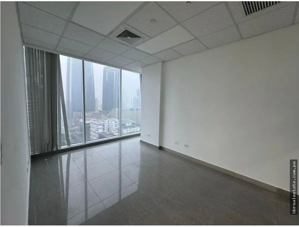 Office for rent in Calle 50