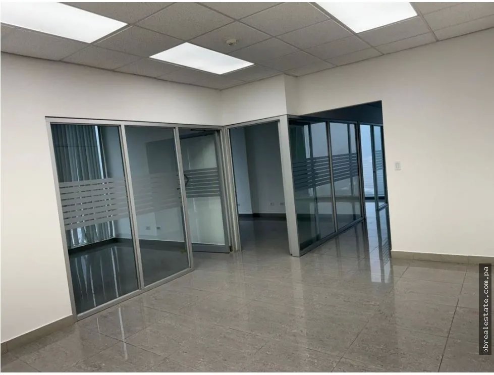 Office for rent in Calle 50