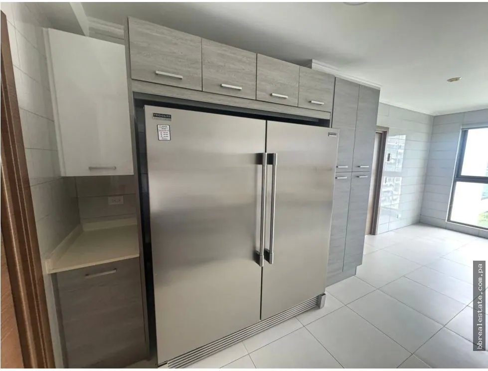 Venta de apartamento en Costa del Este, PH ParkLane