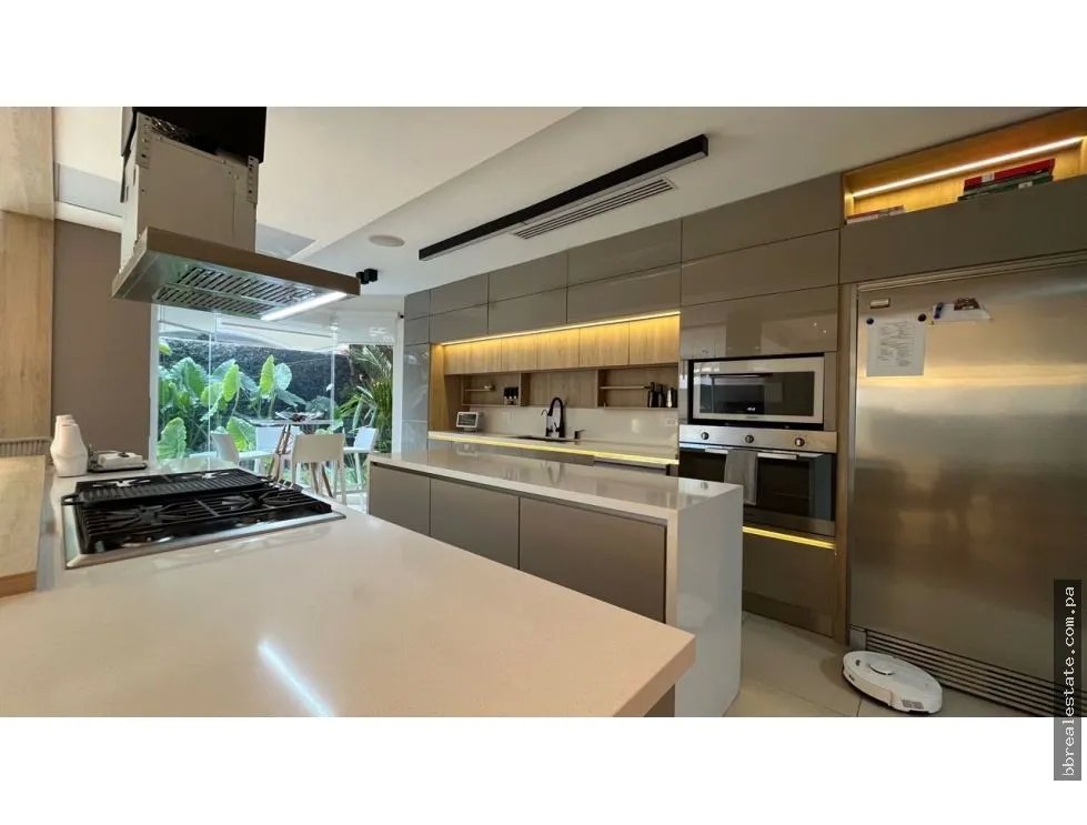 Single Family House for sale in Costa Sur