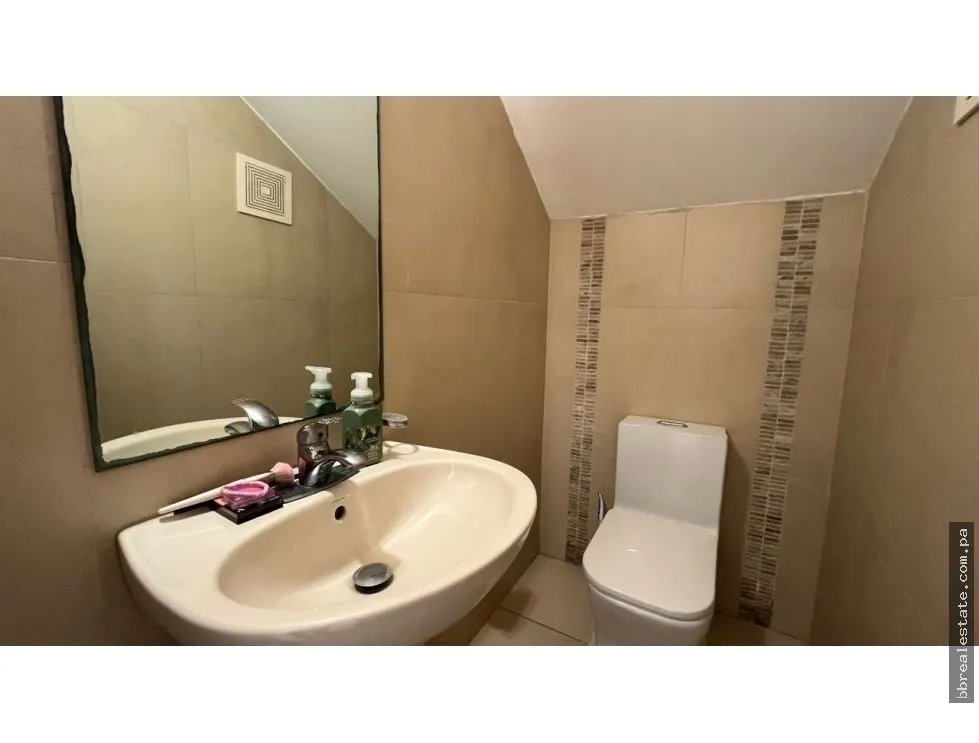 Single Family House for sale in Costa Sur