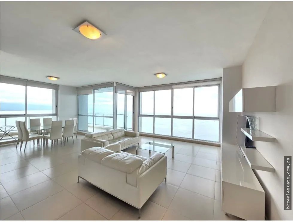 Apartment for sale in Punta Pacifica