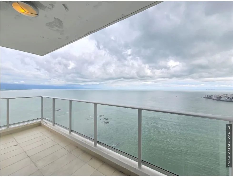 Venta de apartamento en PH Oceanaire, Punta Pacífica
