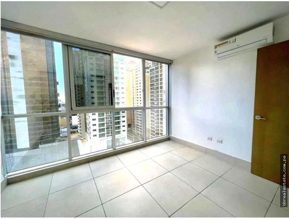 Venta de apartamento en PH Park City, Obarrio