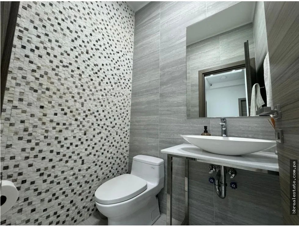 Venta de apartamento en Costa del Este, PH Park View