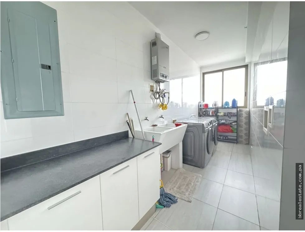 Venta de apartamento en Costa del Este, PH Park View