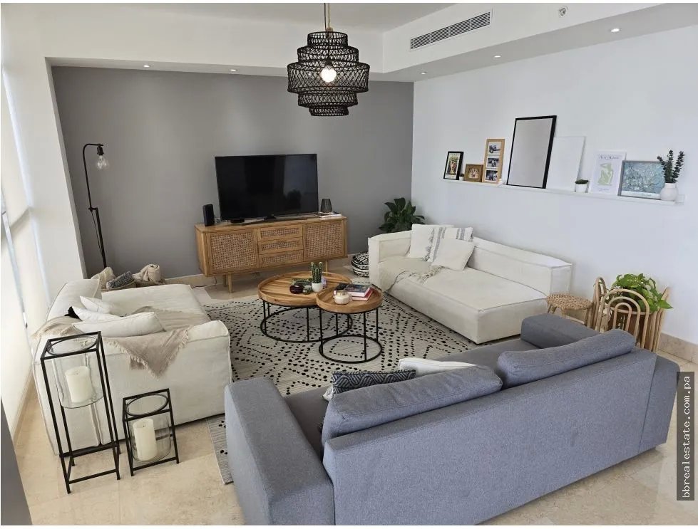 Venta de apartamento en Costa del Este, Panamá, Ph Paramount
