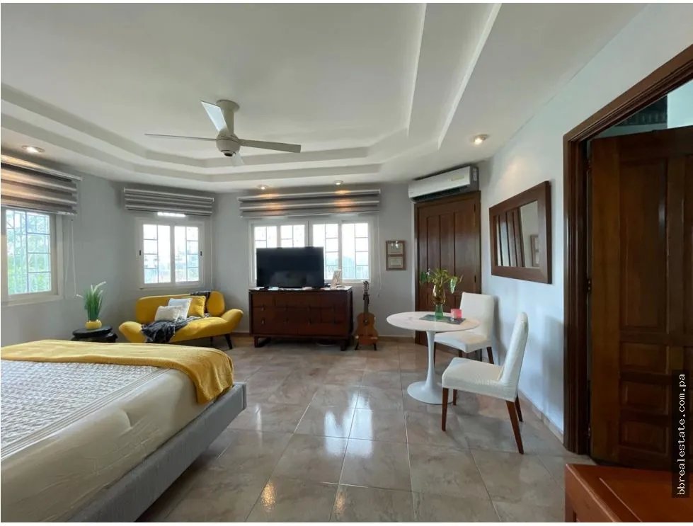 Venta de Casa en Betania, Urbanización 2 Mares