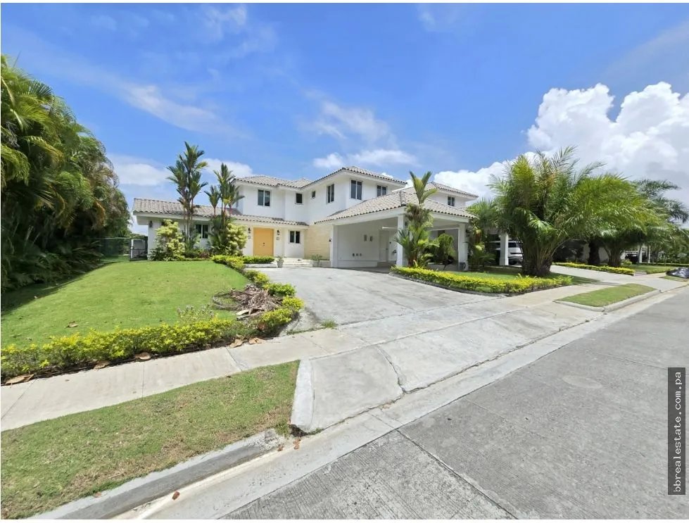 Venta de casa de playa en Rio hato, Bijao Beach Club