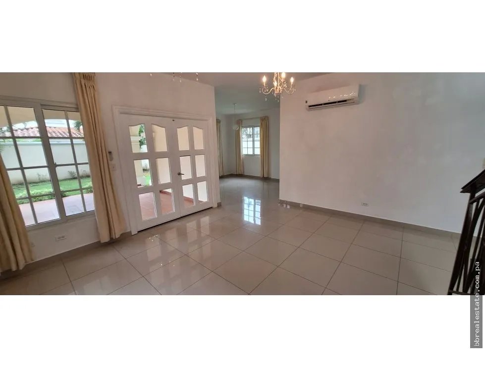 Single Family House for sale in Costa Sur