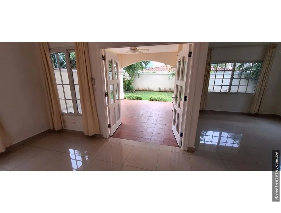 Venta de casa en Costa Sur, Villa Valencia