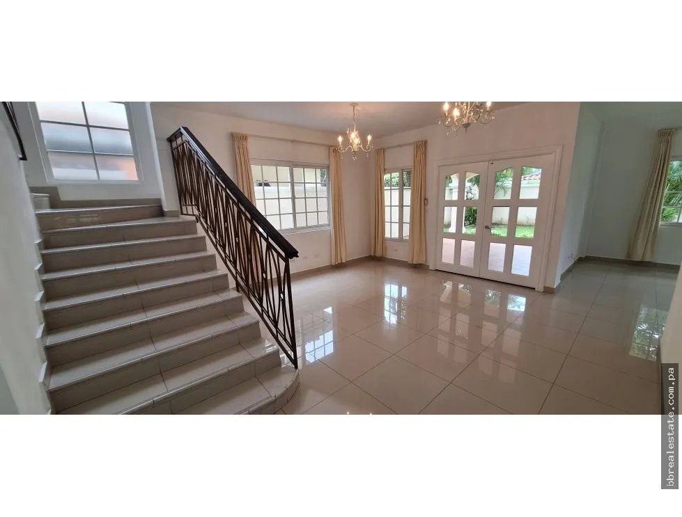 Venta de casa en Costa Sur, Villa Valencia