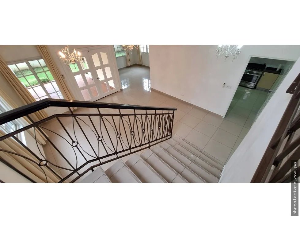 Venta de casa en Costa Sur, Villa Valencia