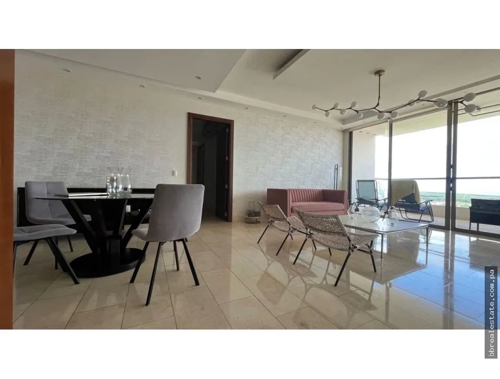 Apartment for sale in Santa Maria