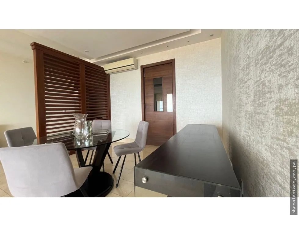 Venta de apartamento amoblado en Santa María, PH Greenview