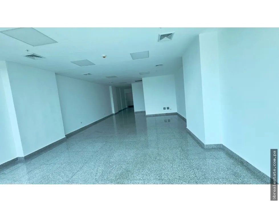 Office for rent in Costa del Este