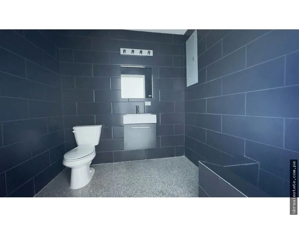 Office for rent in Costa del Este