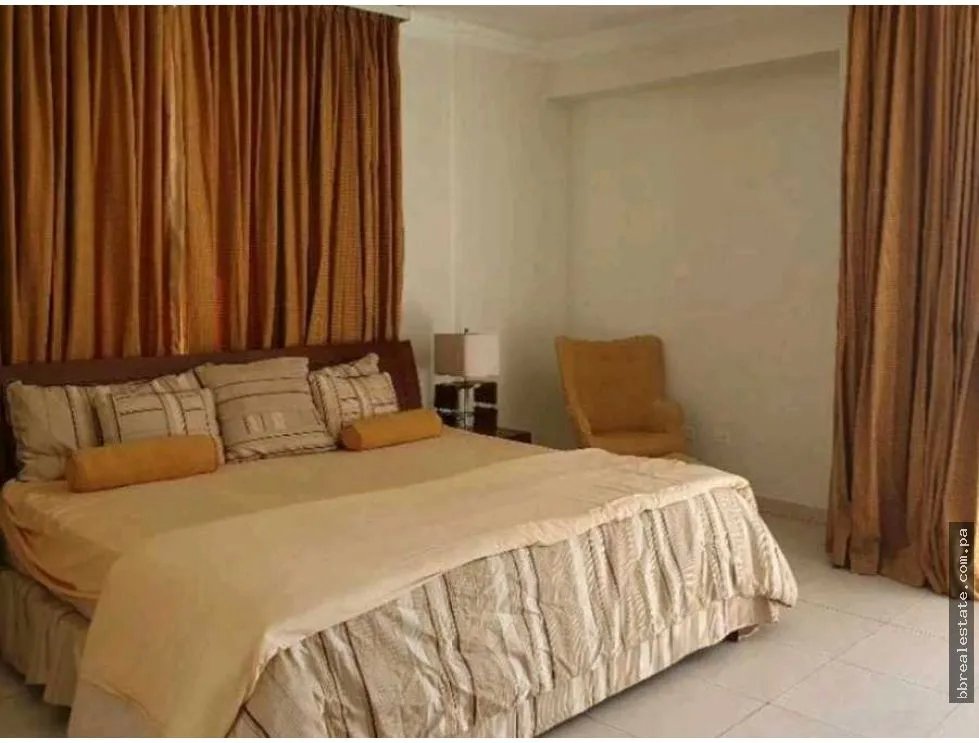 Venta de apartamento duplex en Punta Pacífica, Ph Costa Pacifica