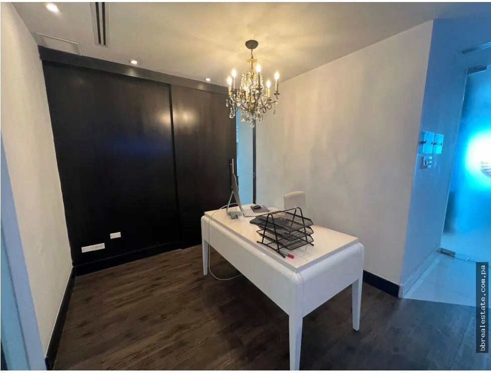 Office for rent in Punta Pacifica