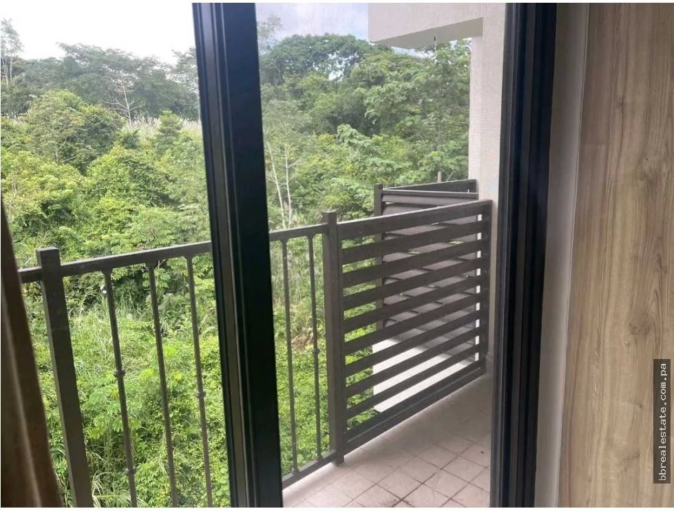 Apartment for sale in Clayton