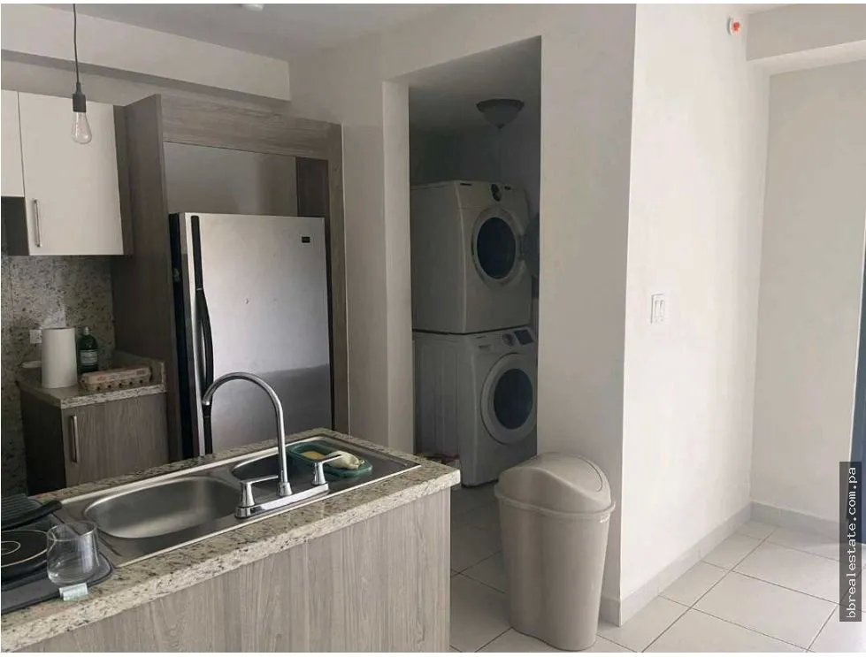 Apartment for sale in Clayton
