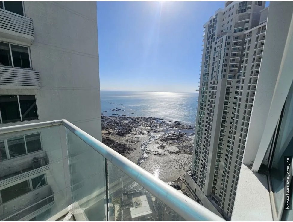 Apartment for sale in Punta Pacifica