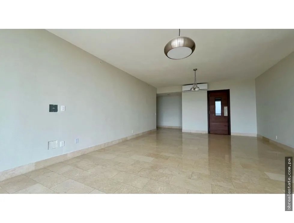 Apartment for sale in Santa Maria
