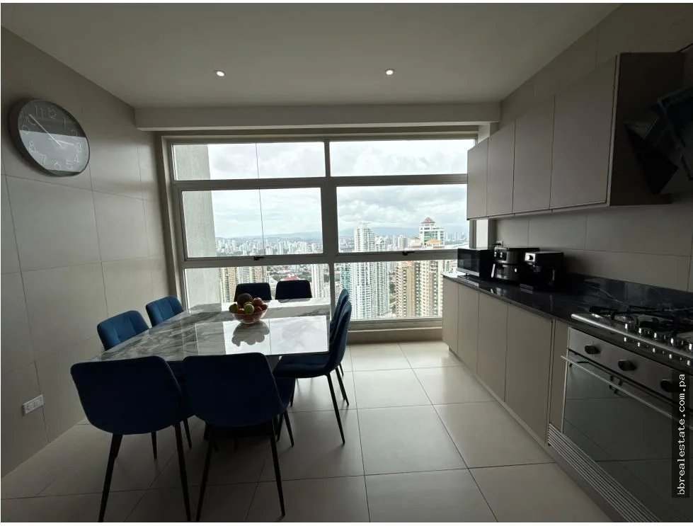 Apartment for sale in Punta Pacifica