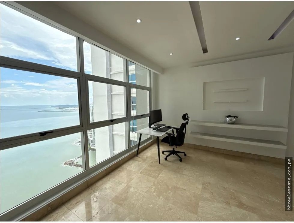 Apartment for sale in Punta Pacifica