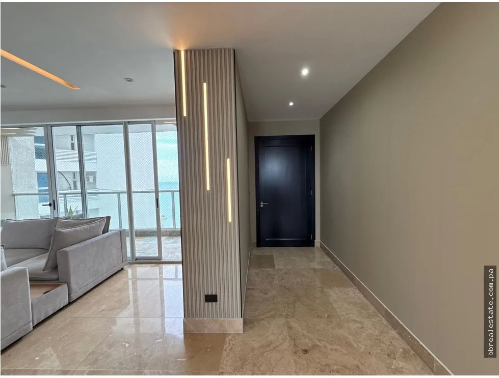 Venta de apartamento Remodelado en Ph Q Tower, Punta Pacífica