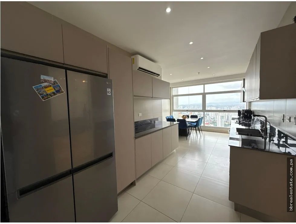 Venta de apartamento Remodelado en Ph Q Tower, Punta Pacífica