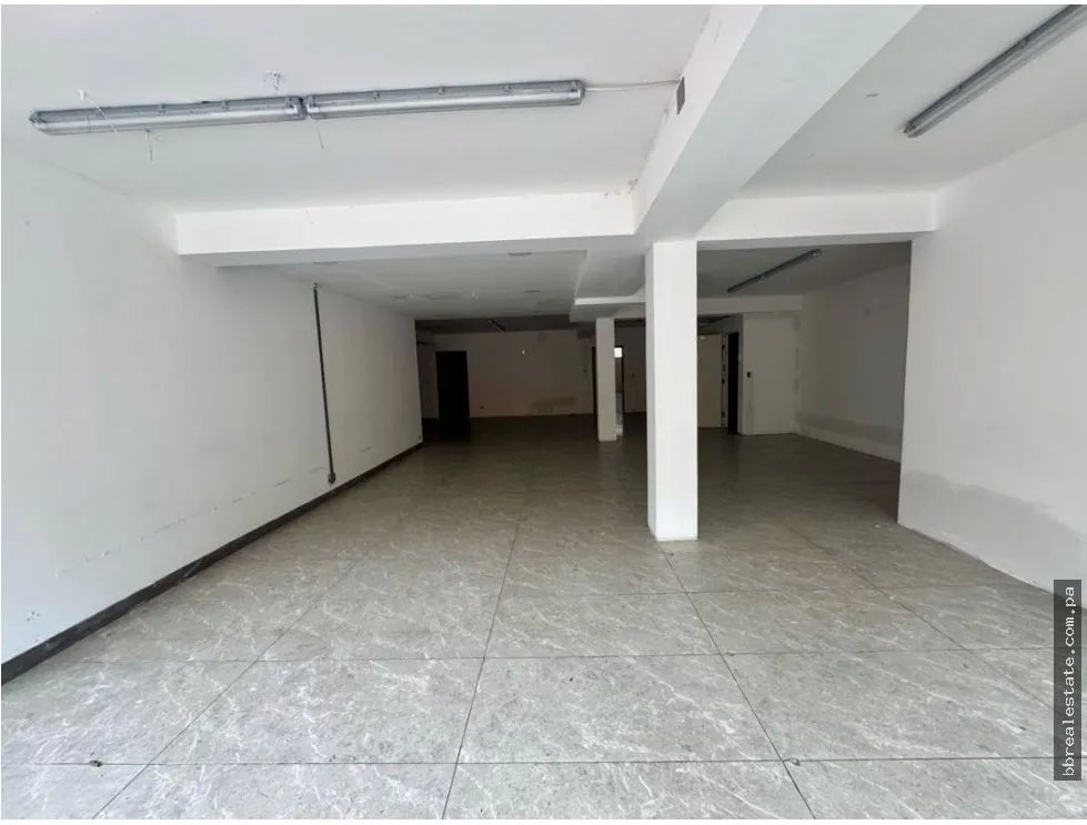 Alquiler de Local - Edificio comercial en Bella vista, Calle Uruguay