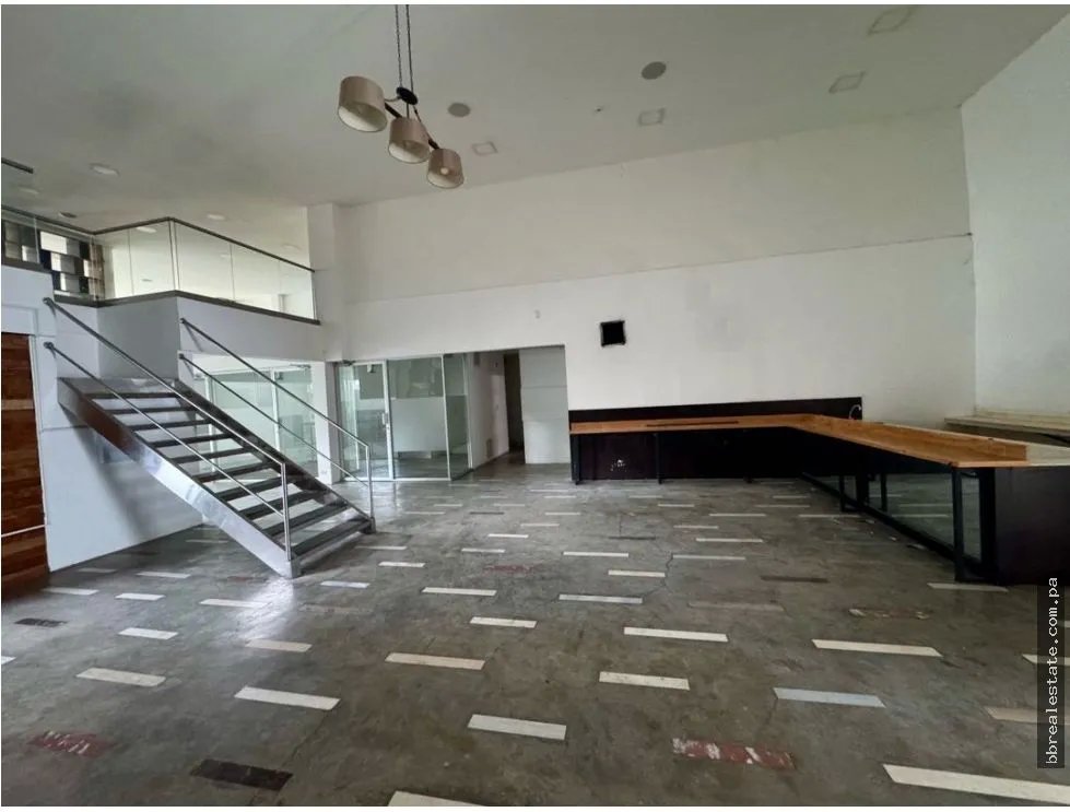 Alquiler de Local - Edificio comercial en Bella vista, Calle Uruguay