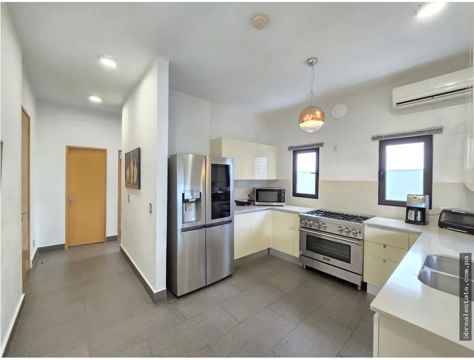 Venta de Casa en PH Barrioalto, Altos de Panamá