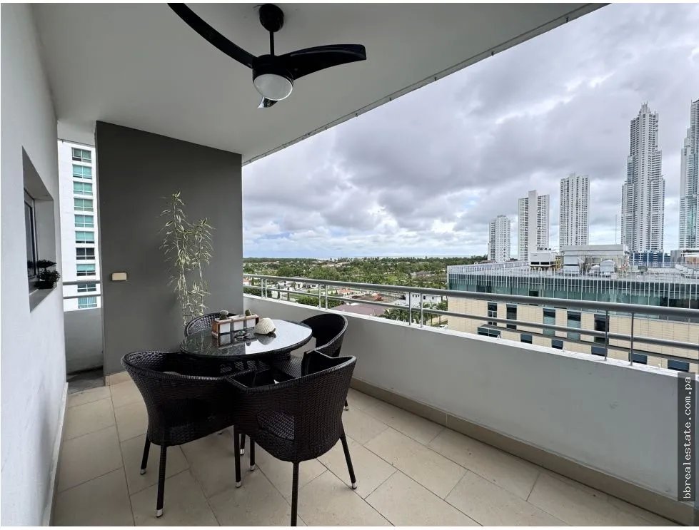 Apartment for sale in Costa del Este