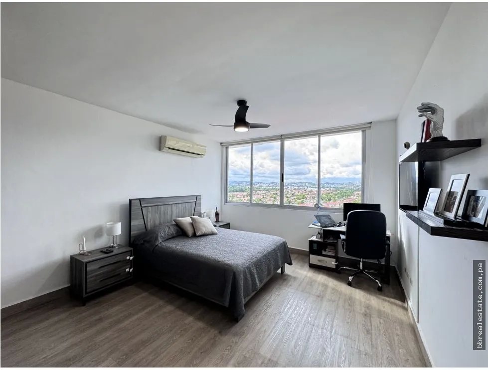 Apartment for sale in Costa del Este