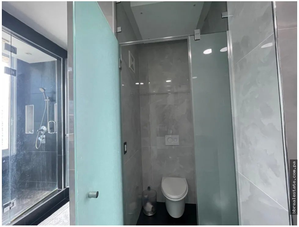 Apartment for sale in Punta Pacifica