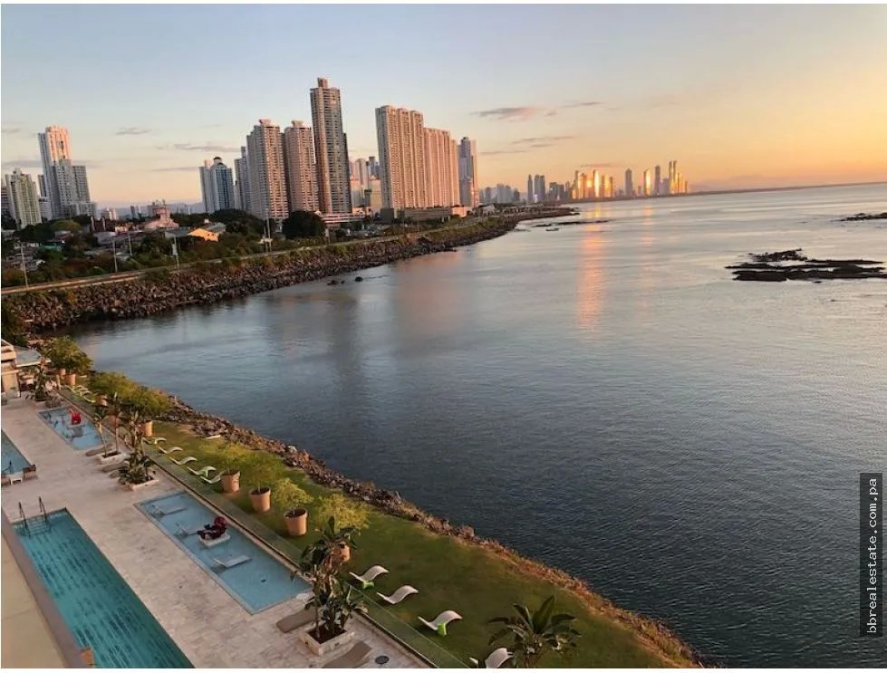 Apartment for sale in Punta Pacifica