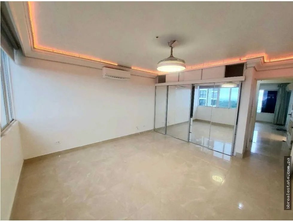 Venta de Apartamento en Villa de la Fuente, PH Summer Hill