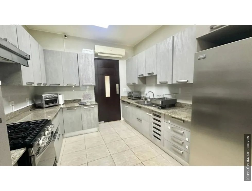 Apartment for sale in Punta Pacifica