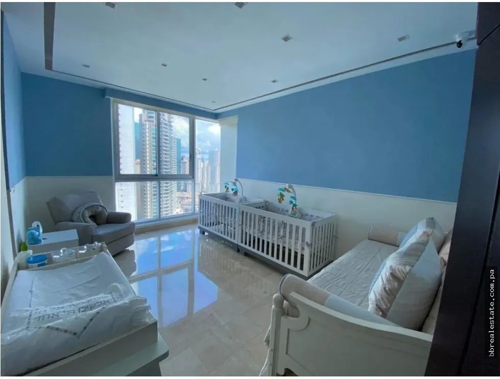 Apartment for sale in Punta Pacifica